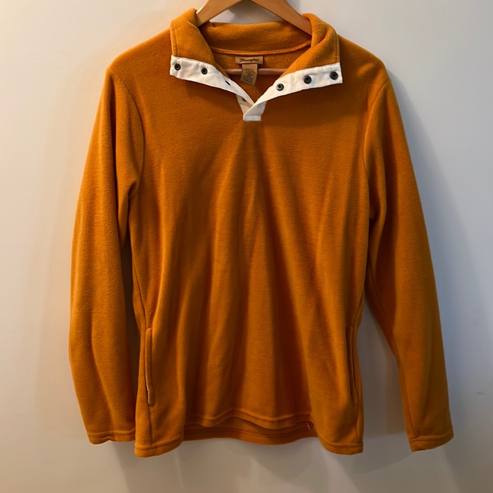 Fleece pullover
